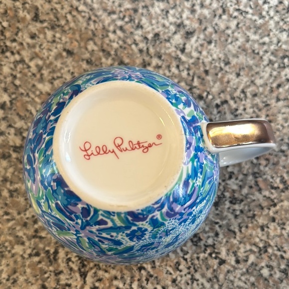 Floral Blue and Green Mug - Picture 4 of 4